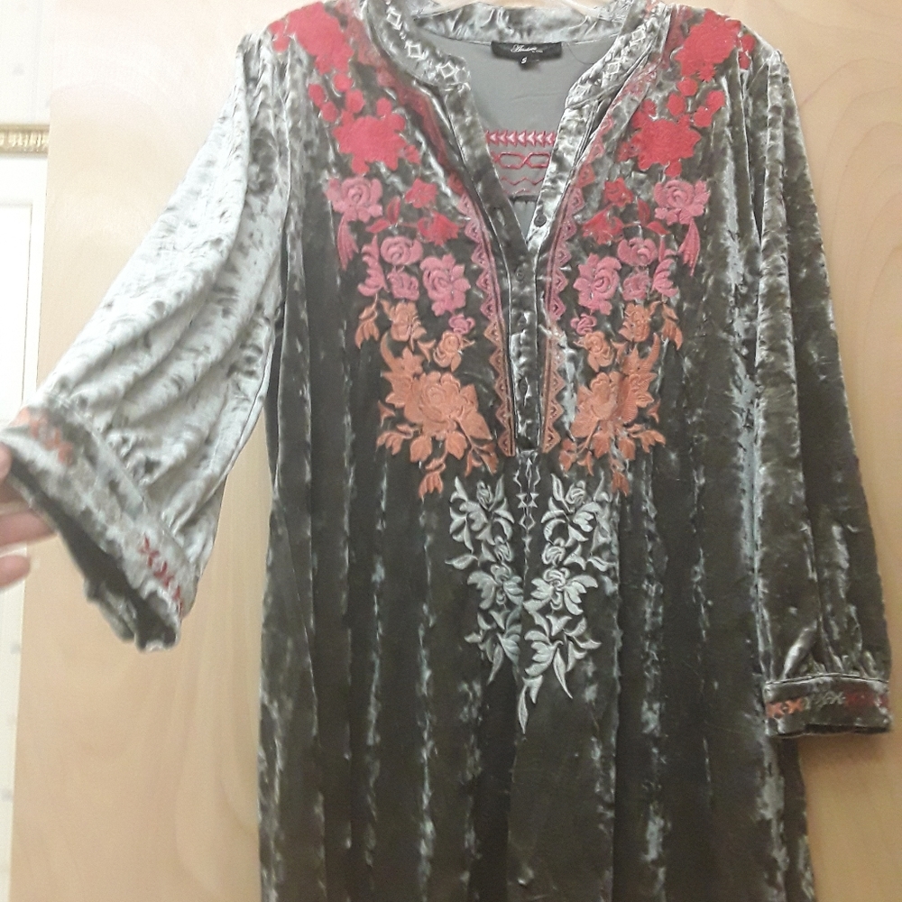 Silver Velvet Embroidered Boho Floral Tunic Top